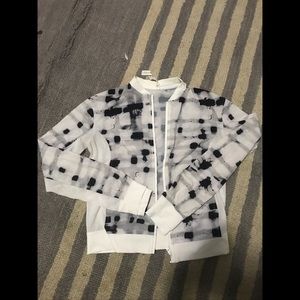 Lululemon marble/sheer zip up jacket
